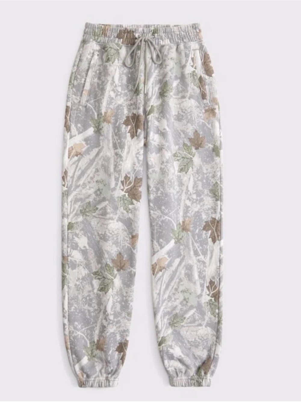Abercrombie Women’s Essential Sunday Camo Gray Leaf-Print Jogger Sweatpants